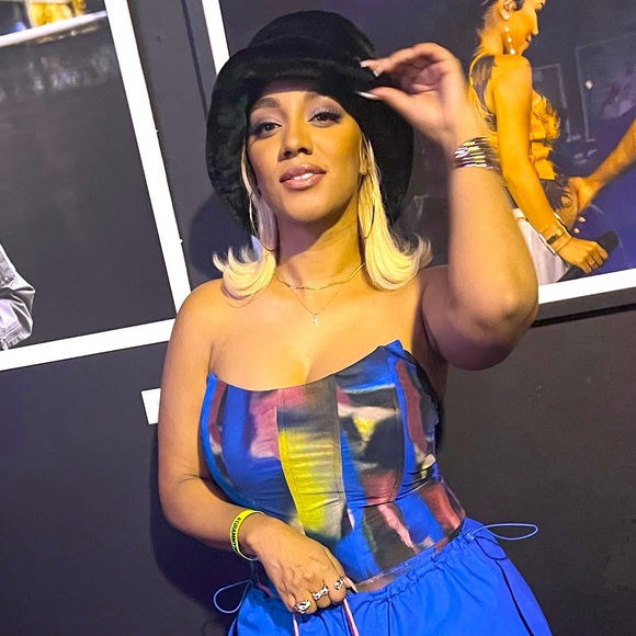 Meet your Posher, Shayla - Picture 1 of 1